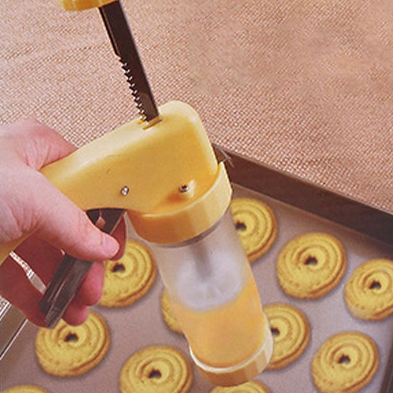 كعك ضغط للخبز ، أداة صانع البس - مراجعة Kitchenaid Kitchen Gadgets وسعره